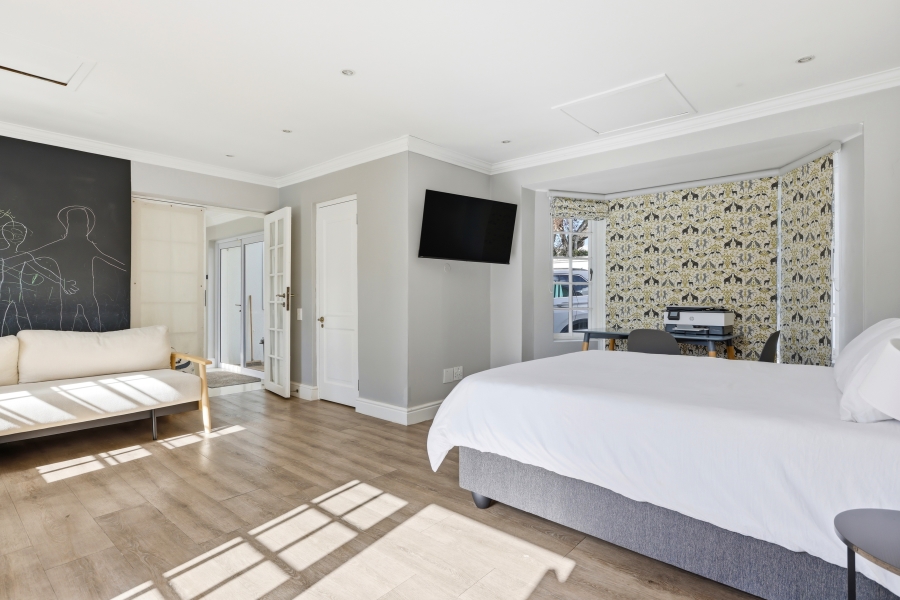 4 Bedroom Property for Sale in Newlands Western Cape